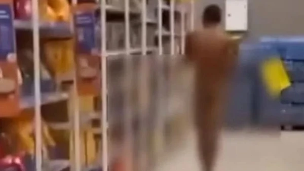 que-situacao!-totalmente-nu,-homem-invade-shopping,-furta-cerveja-e-acaba-preso