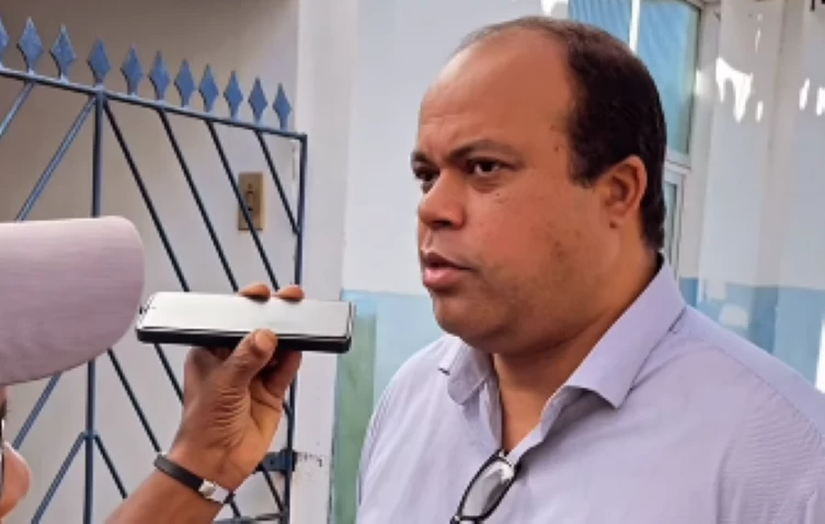 santo-amaro:-prefeito-flaviano-bomfim-inicia-obras-em-estrada-vicinal-da-lama-branca