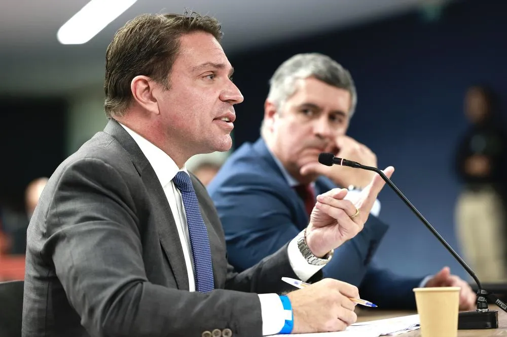 ramagem-e-preso-pelo-servico-de-imigracao-dos-eua